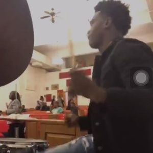 Meet your Posher, Devontae